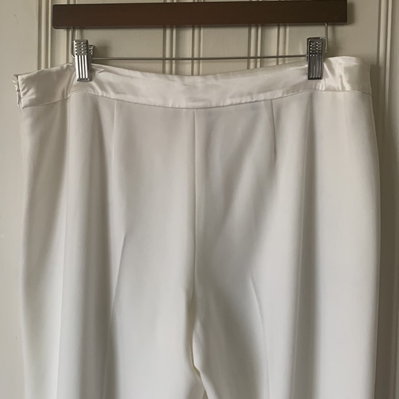 White House Black Market Ivory Lined Dress Pants Size 12 - Picture 4 of 11